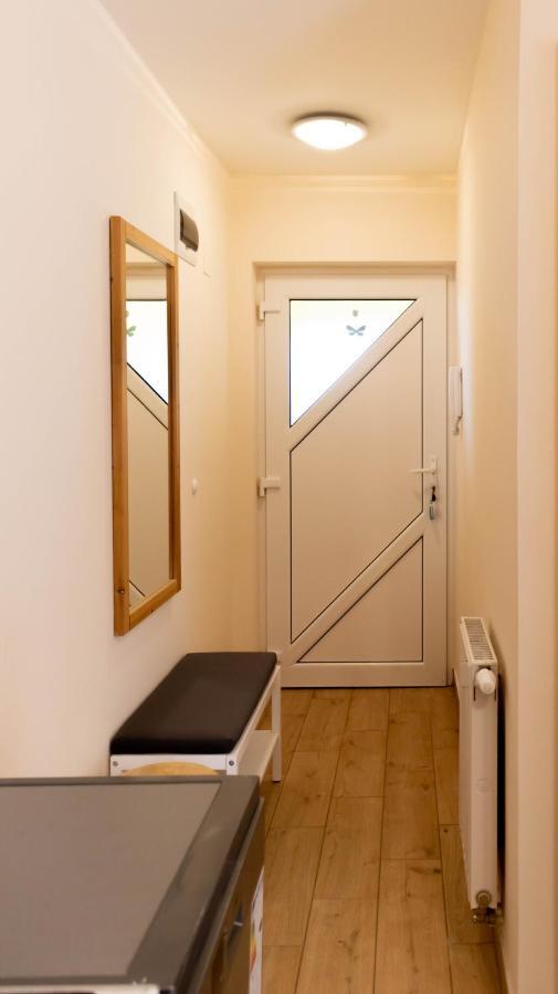 Апартаменты Aranypart Apartman Шиофок Экстерьер фото